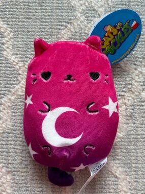 Cats vs Pickles - Majic Cat